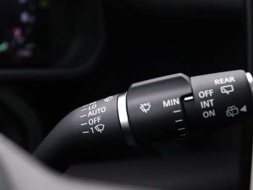 Land Rover Defender 110 2.0 P300e 110 X-Dynamic HSE 300PK Aut. MY26 Trekhaak, Head-Up Display, Memorystoel, 22" LM Ve... ActivLease financial lease