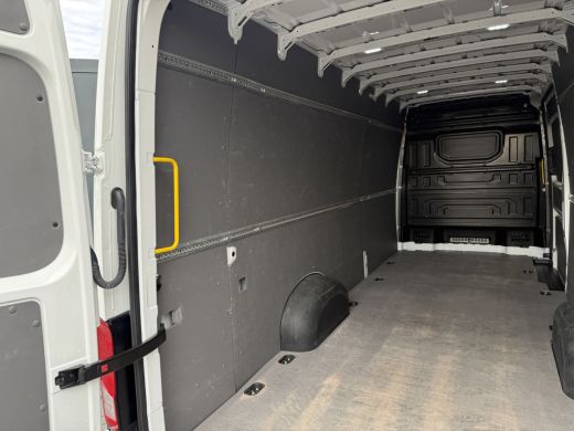 MAN TGE 35 2.0 TDI 140 PK L5H3 / SUPER MAXI / 53.776 KM !! / CAMERA / APPLE CARPLAY / ANDROID AUTO ActivLease financial lease