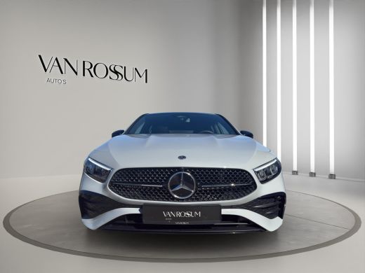Mercedes-Benz A-Klasse 180 AMG Line | Pano | Sfeer | Stoelverw. | Camera | Trekhaak Electrisch | ActivLease financial lease