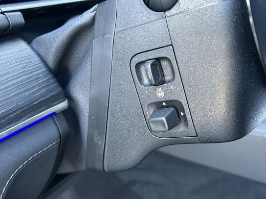 Mercedes-Benz GLE 400e 4Matic AMG // Luchtvering // Trekhaak 3300kg // Head-up // Multi Contour stoelen // Softclos... ActivLease financial lease