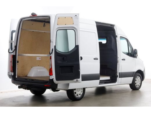 Mercedes-Benz Sprinter 319 CDI 3.0 V6 190pk L2H2 7G Automaat LED/Airco/Trekhaak 3500kg 10-2021 ActivLease financial lease