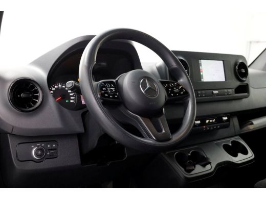 Mercedes-Benz Sprinter 319 CDI 3.0 V6 190pk L2H2 7G Automaat LED/Airco/Trekhaak 3500kg 10-2021 ActivLease financial lease