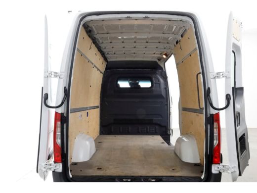 Mercedes-Benz Sprinter 319 CDI 3.0 V6 190pk L2H2 7G Automaat LED/Airco/Trekhaak 3500kg 10-2021 ActivLease financial lease