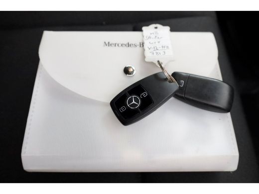 Mercedes-Benz Sprinter 319 CDI 3.0 V6 190pk L2H2 7G Automaat LED/Airco/Trekhaak 3500kg 10-2021 ActivLease financial lease