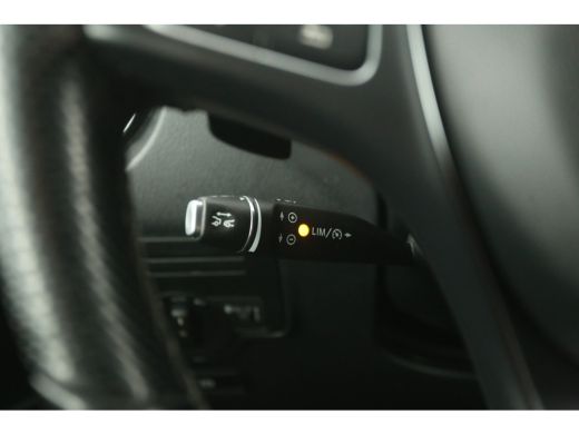 Mercedes-Benz Vito 114 CDI Lang | Aut. | Airco | Adap. Cruise | Camera | 3 Zits | Trekhaak | Carplay | Navi ActivLease financial lease