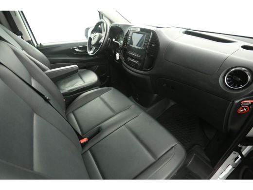 Mercedes-Benz Vito 114 CDI Lang | Aut. | Airco | Adap. Cruise | Camera | 3 Zits | Trekhaak | Carplay | Navi ActivLease financial lease