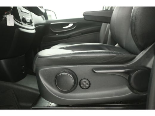Mercedes-Benz Vito 114 CDI Lang | Aut. | Airco | Adap. Cruise | Camera | 3 Zits | Trekhaak | Carplay | Navi ActivLease financial lease