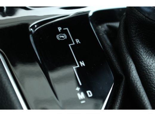 Opel Grandland X Grandland 1.6 Turbo Innovation Aut. | Camera | BLIS | AGR-stoel | CarPlay | Navi | PDC V&A | Clim... ActivLease financial lease