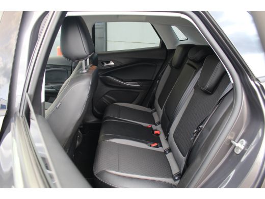 Opel Grandland X Grandland 1.6 Turbo Innovation Aut. | Camera | BLIS | AGR-stoel | CarPlay | Navi | PDC V&A | Clim... ActivLease financial lease