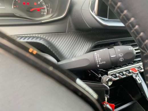 Peugeot 2008 1.2 PureTech Active AppleCarplay/ Android Auto | Cruise Control | Clima | DAB | Navi | Trekhaak | ActivLease financial lease