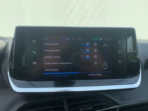 Peugeot 2008 1.2 PureTech Active AppleCarplay/ Android Auto | Cruise Control | Clima | DAB | Navi | Trekhaak | ActivLease financial lease