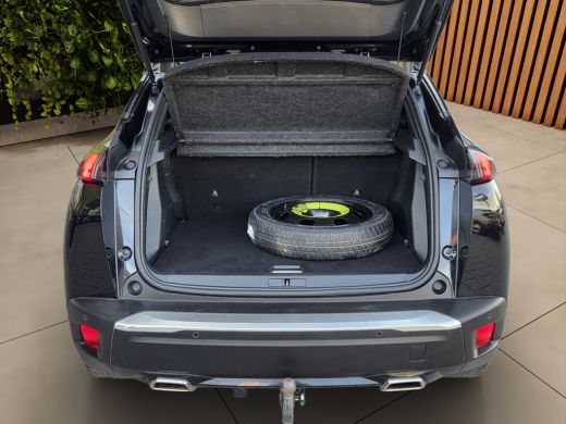 Peugeot 2008 1.2 PureTech GT Pack | Trekhaak | 360 Camera | Focal audio | Adaptive Cruise ActivLease financial lease