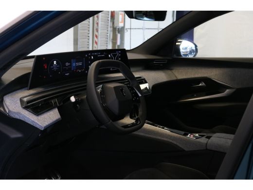 Peugeot 5008 1.2 Hybrid 145 GT | Panoramadak | Stoelen voor en achter verw. | Massage | Camera rondom | Stuurw... ActivLease financial lease