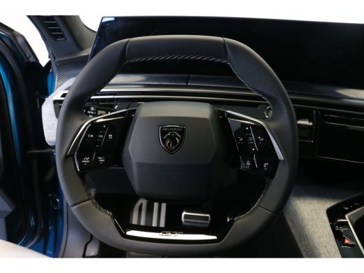 Peugeot 5008 1.2 Hybrid 145 GT | Panoramadak | Stoelen voor en achter verw. | Massage | Camera rondom | Stuurw... ActivLease financial lease