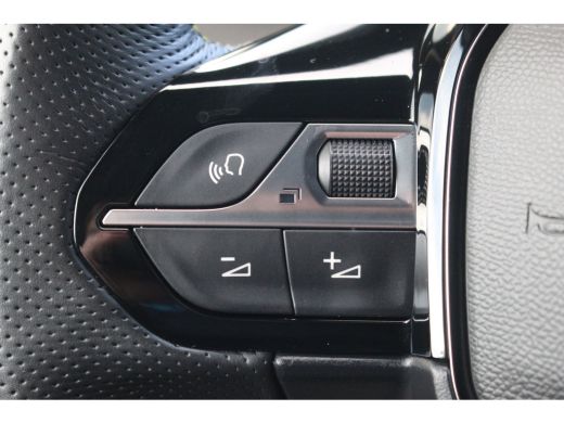 Peugeot e-208 EV GT 350 50 kWh | Camera | Stoelverwarming | Adaptive Cruise |Carplay | Navi | Climate Controle ... ActivLease financial lease