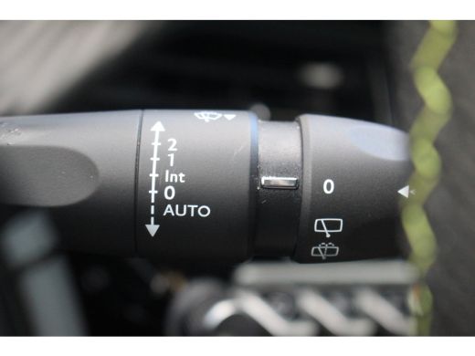 Peugeot e-208 EV GT 350 50 kWh | Camera | Stoelverwarming | Adaptive Cruise |Carplay | Navi | Climate Controle ... ActivLease financial lease