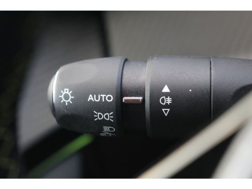 Peugeot e-208 EV GT 350 50 kWh | Camera | Stoelverwarming | Adaptive Cruise |Carplay | Navi | Climate Controle ... ActivLease financial lease