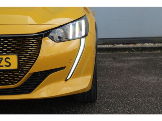 Peugeot e-208 EV GT 350 50 kWh | Camera | Stoelverwarming | Adaptive Cruise |Carplay | Navi | Climate Controle ... ActivLease financial lease