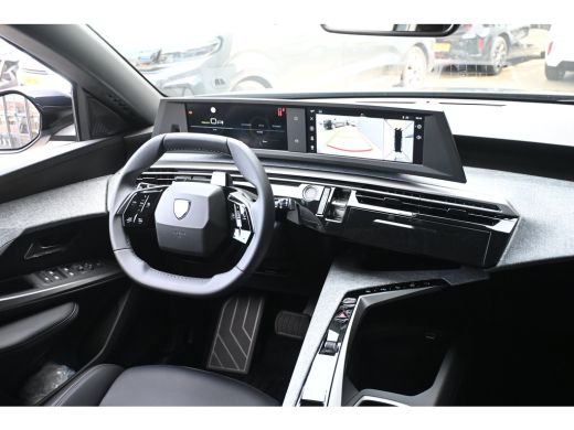 Peugeot e-5008 Allure Long Range 97 kWh DEMO-DEAL! 8 Jaar Garantie! | Afn. Trekhaak | Warmtepomp | 360 Camera | ... ActivLease financial lease