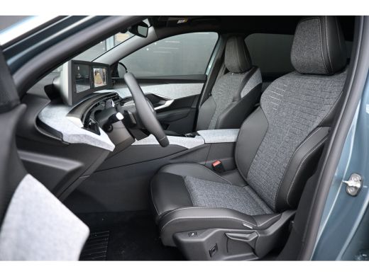 Peugeot e-5008 Allure Long Range 97 kWh DEMO-DEAL! 8 Jaar Garantie! | Afn. Trekhaak | Warmtepomp | 360 Camera | ... ActivLease financial lease