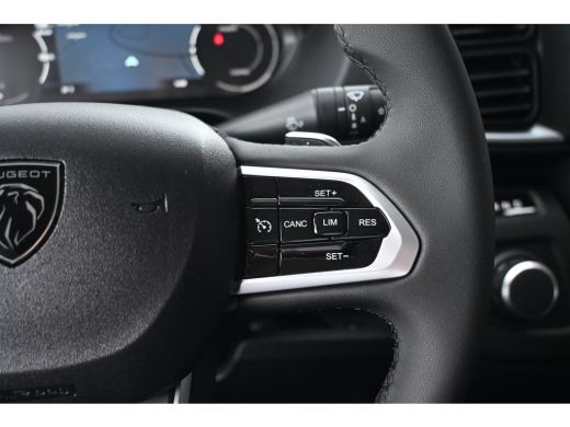 Peugeot e-Boxer 3.5t L3H2 110 kWh 280pk DEMO-DEAL! | Navigatie | Achteruitrijcamera | Digitale Binnenspiegel | Cl... ActivLease financial lease