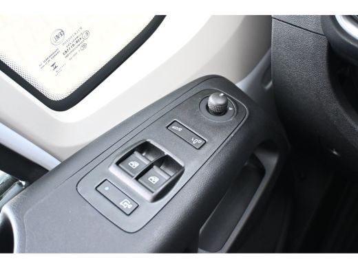 Peugeot e-Boxer 3.5t L3H2 110 kWh 280pk DEMO-DEAL! | Navigatie | Achteruitrijcamera | Digitale Binnenspiegel | Cl... ActivLease financial lease