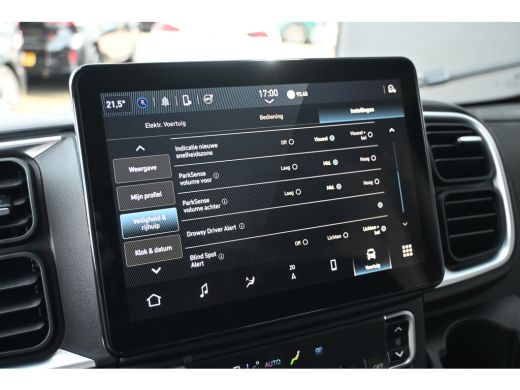 Peugeot e-Boxer 3.5t L3H2 110 kWh 280pk DEMO-DEAL! | Navigatie | Achteruitrijcamera | Digitale Binnenspiegel | Cl... ActivLease financial lease