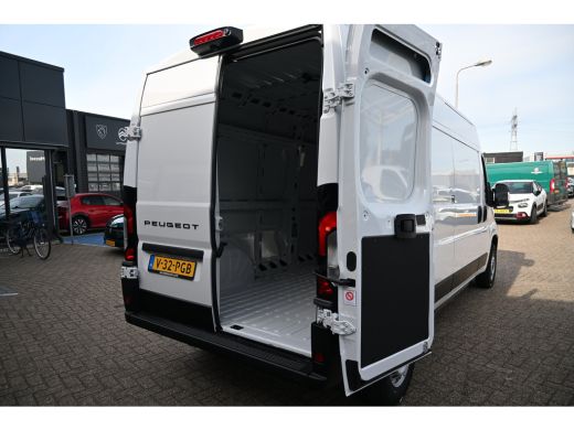 Peugeot e-Boxer 3.5t L3H2 110 kWh 280pk DEMO-DEAL! | Navigatie | Achteruitrijcamera | Digitale Binnenspiegel | Cl... ActivLease financial lease