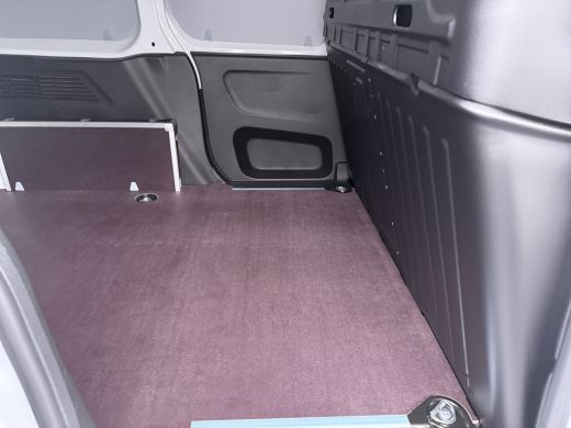 Peugeot e-Partner EV 50 kWh 136 Auto L1 | Cruise Control met snelheidsbegrenzer en bediening bij het stuurwiel | El... ActivLease financial lease