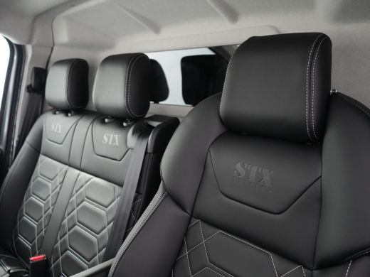 Peugeot Expert L3 75 kWh STX | ECall: Peugeot Connect SOS & Assistance | Elektrisch bedienbare en verwarmbare bu... ActivLease financial lease