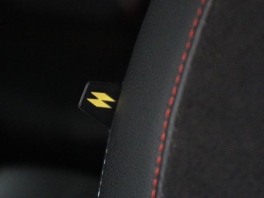 Renault Arkana 1.6 E-Tech Hybrid 145 R.S. Line | Leder/Alcantara | Stoelverwarming | Trekhaak | Adaptive cruise ... ActivLease financial lease