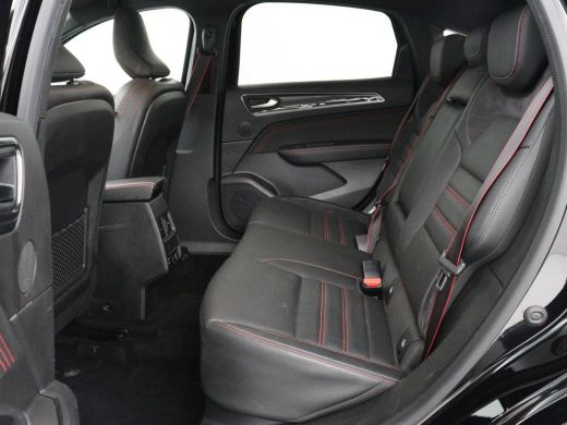 Renault Arkana 1.6 E-Tech Hybrid 145 R.S. Line | Leder/Alcantara | Stoelverwarming | Trekhaak | Adaptive cruise ... ActivLease financial lease