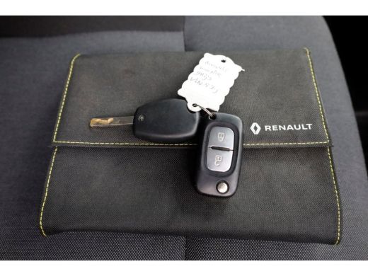 Renault Master T35 2.3 dCi 180pk Automaat L2H2 Energy Comfort Airco/Navi/Camera 09-2021 ActivLease financial lease