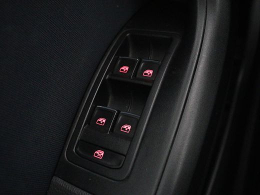 Seat Ateca 1.5 TSI Style | Automaat | Trekhaak | Camera | Carplay | Navigatie | Cruise control | Climate con... ActivLease financial lease