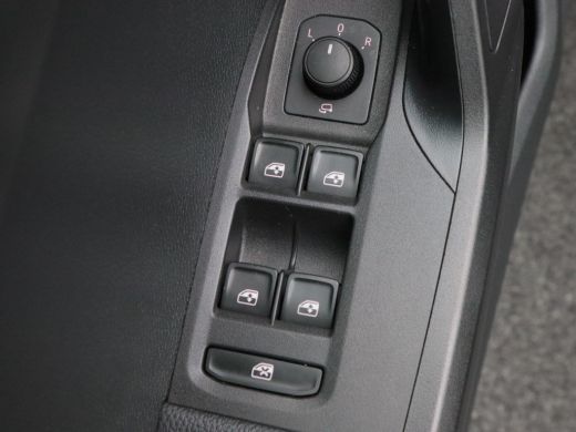 Seat Ibiza 1.0 TSi Style Business Connect | Stoelverwarming | Parkeer Sensoren | Carplay | Cruise Control | ... ActivLease financial lease