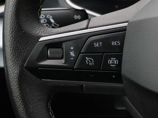 Seat Ibiza 1.0 TSi Style Business Connect | Stoelverwarming | Parkeer Sensoren | Carplay | Cruise Control | ... ActivLease financial lease