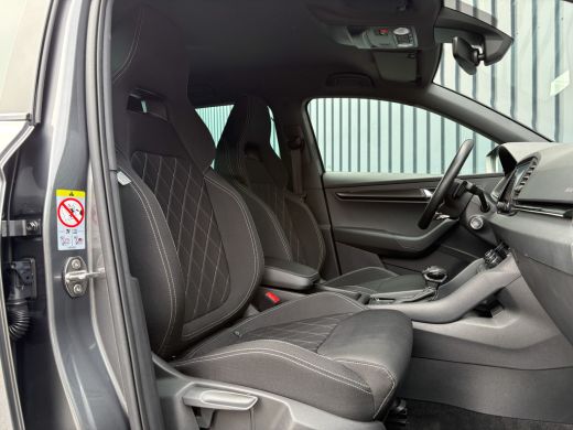Skoda Karoq 1.5 TSI ACT Sportline Business | Camera | Adapt. Cr. | Stoel & Stuur verw. | Prijs Rijklaar!! ActivLease financial lease