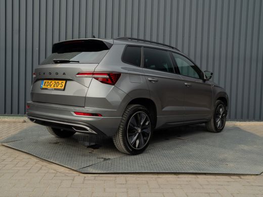 Skoda Karoq 1.5 TSI ACT Sportline Business | Camera | Adapt. Cr. | Stoel & Stuur verw. | Prijs Rijklaar!! ActivLease financial lease