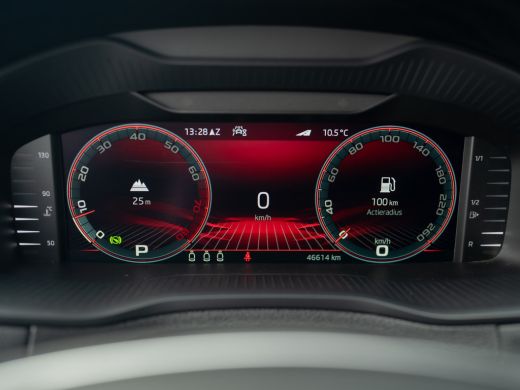 Skoda Karoq 1.5 TSI ACT Sportline Business | Camera | Adapt. Cr. | Stoel & Stuur verw. | Prijs Rijklaar!! ActivLease financial lease