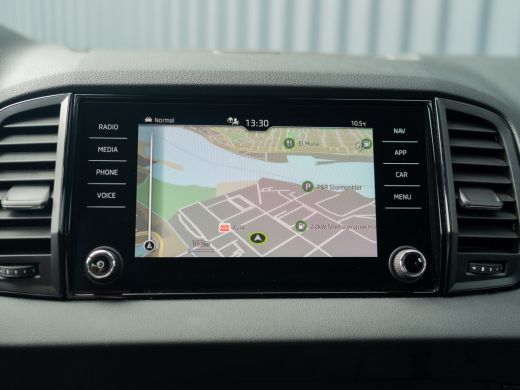 Skoda Karoq 1.5 TSI ACT Sportline Business | Camera | Adapt. Cr. | Stoel & Stuur verw. | Prijs Rijklaar!! ActivLease financial lease
