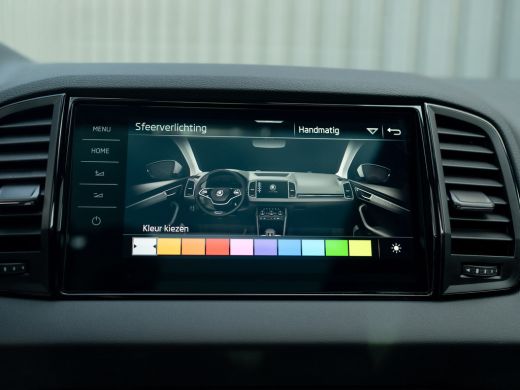 Skoda Karoq 1.5 TSI ACT Sportline Business | Pano | Trekhaak wegkl. | Stoelgeheugen | 360 Camera | Prijs Rijk... ActivLease financial lease