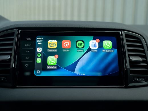 Skoda Karoq 1.5 TSI ACT Sportline Business | Pano | Trekhaak wegkl. | Stoelgeheugen | 360 Camera | Prijs Rijk... ActivLease financial lease