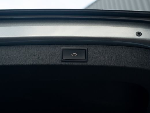 Skoda Karoq 1.5 TSI ACT Sportline Business | Pano | Trekhaak wegkl. | Stoelgeheugen | 360 Camera | Prijs Rijk... ActivLease financial lease