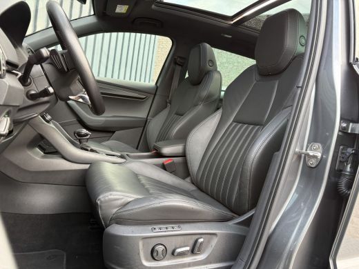 Skoda Karoq 1.5 TSI ACT Sportline Business | Pano | Trekhaak wegkl. | Stoelgeheugen | 360 Camera | Prijs Rijk... ActivLease financial lease