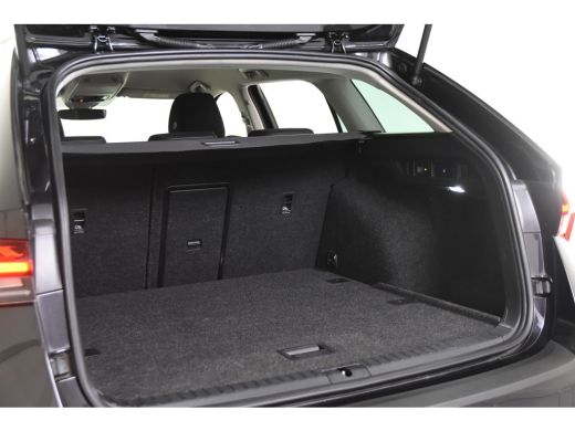 Skoda Octavia Combi Clever *1ste Eigenaar*Trekhaak*Navigatie*Camera* ActivLease financial lease