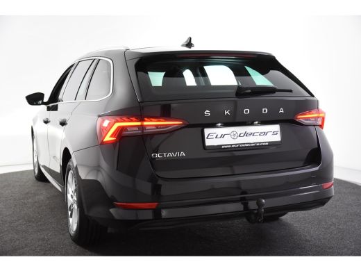 Skoda Octavia Combi Clever *1ste Eigenaar*Trekhaak*Navigatie*Camera* ActivLease financial lease
