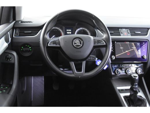 Skoda Octavia Combi 1.0 TSI Greentech Ambition *1ste Eigenaar*Navigatie*PDC*Trekhaak* ActivLease financial lease