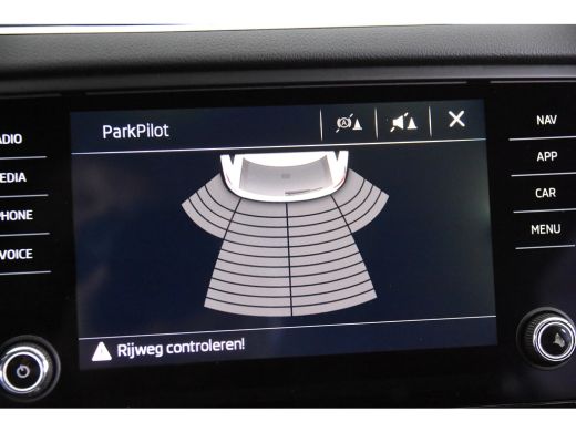 Skoda Octavia Combi 1.0 TSI Greentech Ambition *1ste Eigenaar*Navigatie*PDC*Trekhaak* ActivLease financial lease