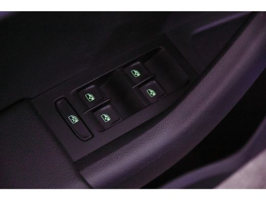 Skoda Octavia Combi 1.0 TSI Greentech Ambition *1ste Eigenaar*Navigatie*PDC*Trekhaak* ActivLease financial lease