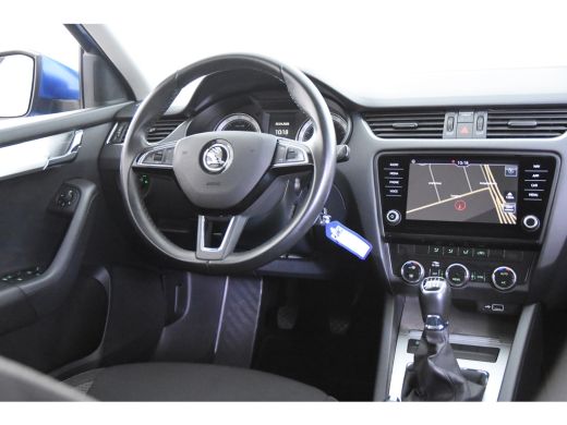 Skoda Octavia Combi 1.0 TSI Greentech Ambition *1ste Eigenaar*Navigatie*PDC*Trekhaak* ActivLease financial lease